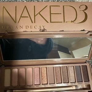 Naked 3 palette by Urban Decay- unused / brand new